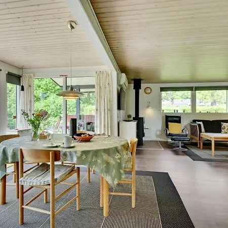 Gaelle - 200m From The Sea In Funen By Interhome